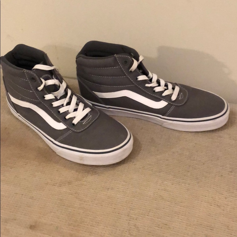 Grey high-tip vans